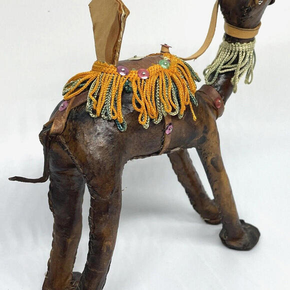 Vintage Nativity Figure Camel 7" Leather Wrapped with Saddle Tassels Sequins - Picture 4 of 9